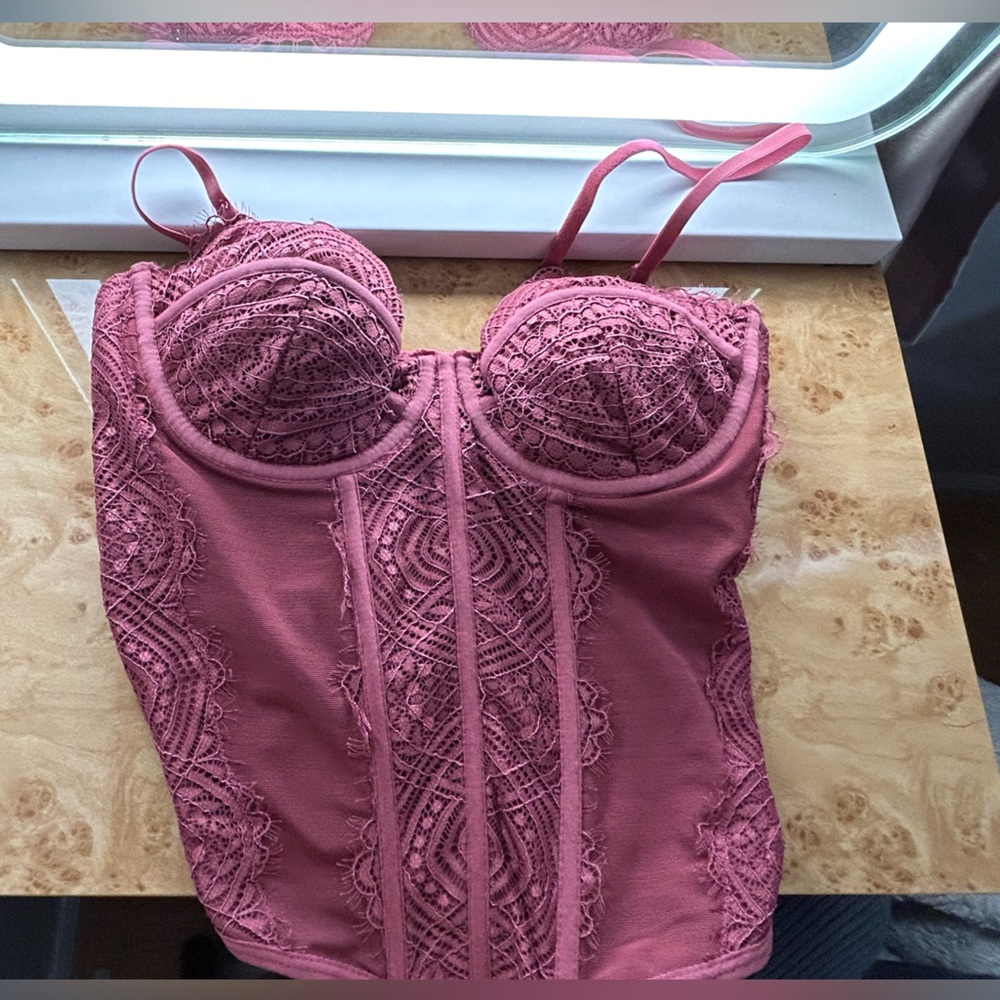 Garage corset